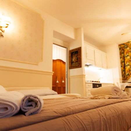 New Cozy Apartment - City Centre Lecco Luaran gambar